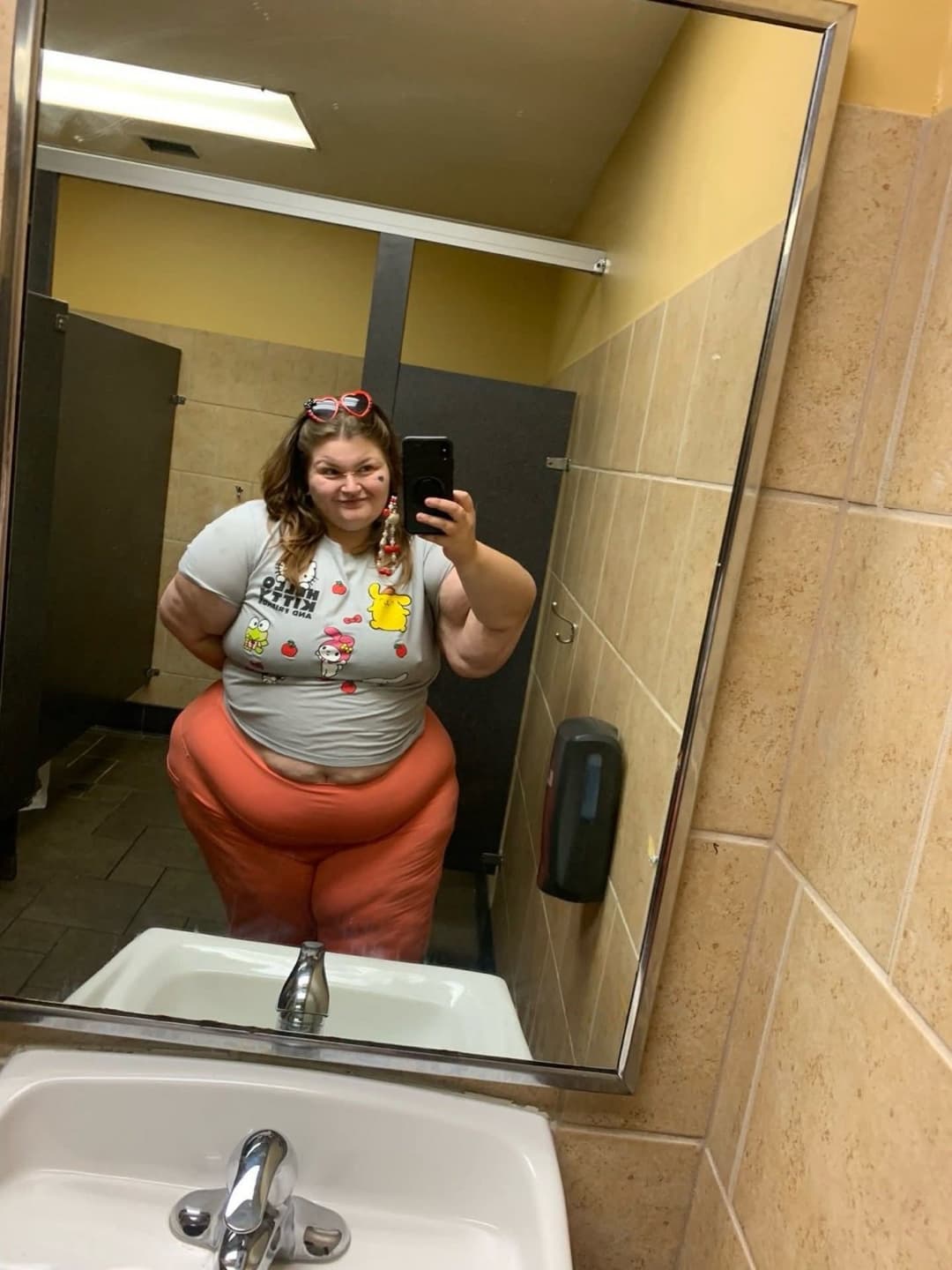 SSBBW HUGE BIG OLE ASS BOOTY