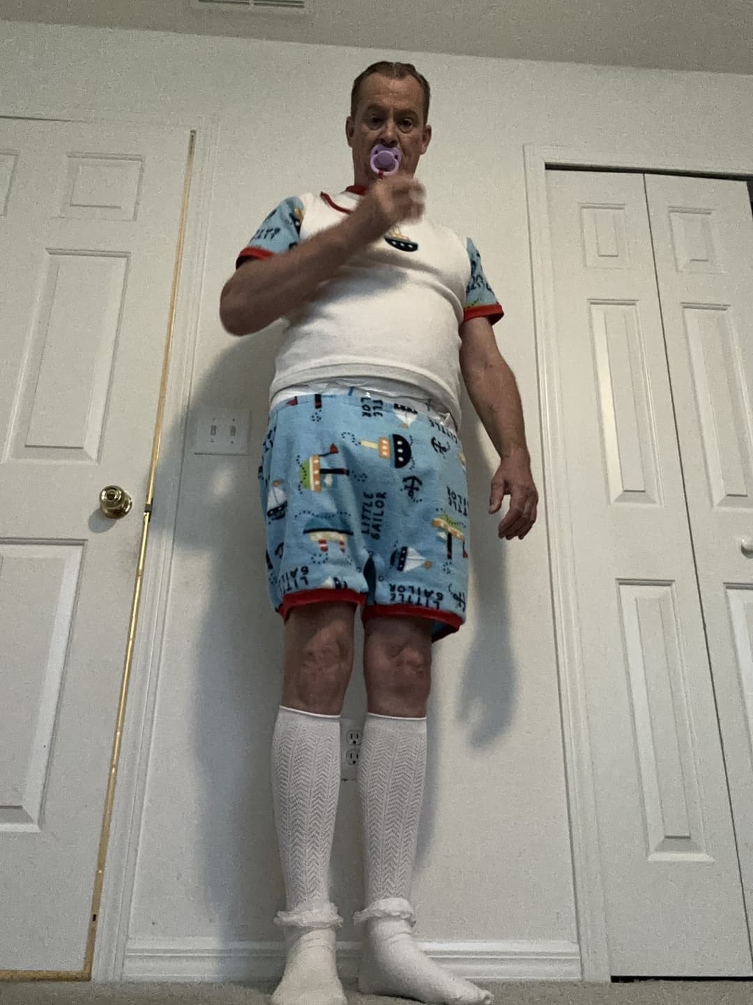 Click to view full size ABDL diapered sissybaby Peter Went in pretty kneesocks