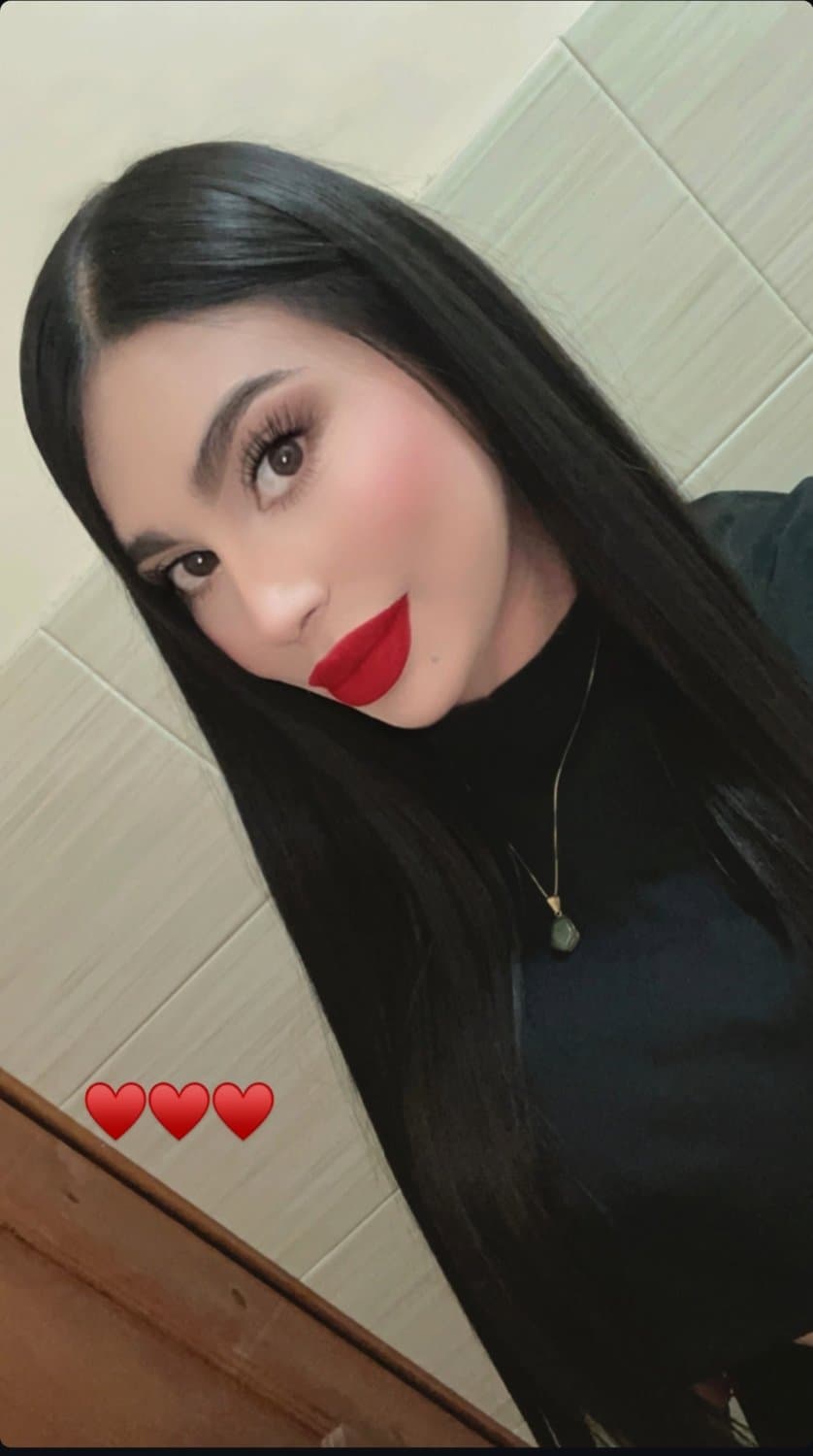 Chica buchona hermosa y de muy buen cuerpo