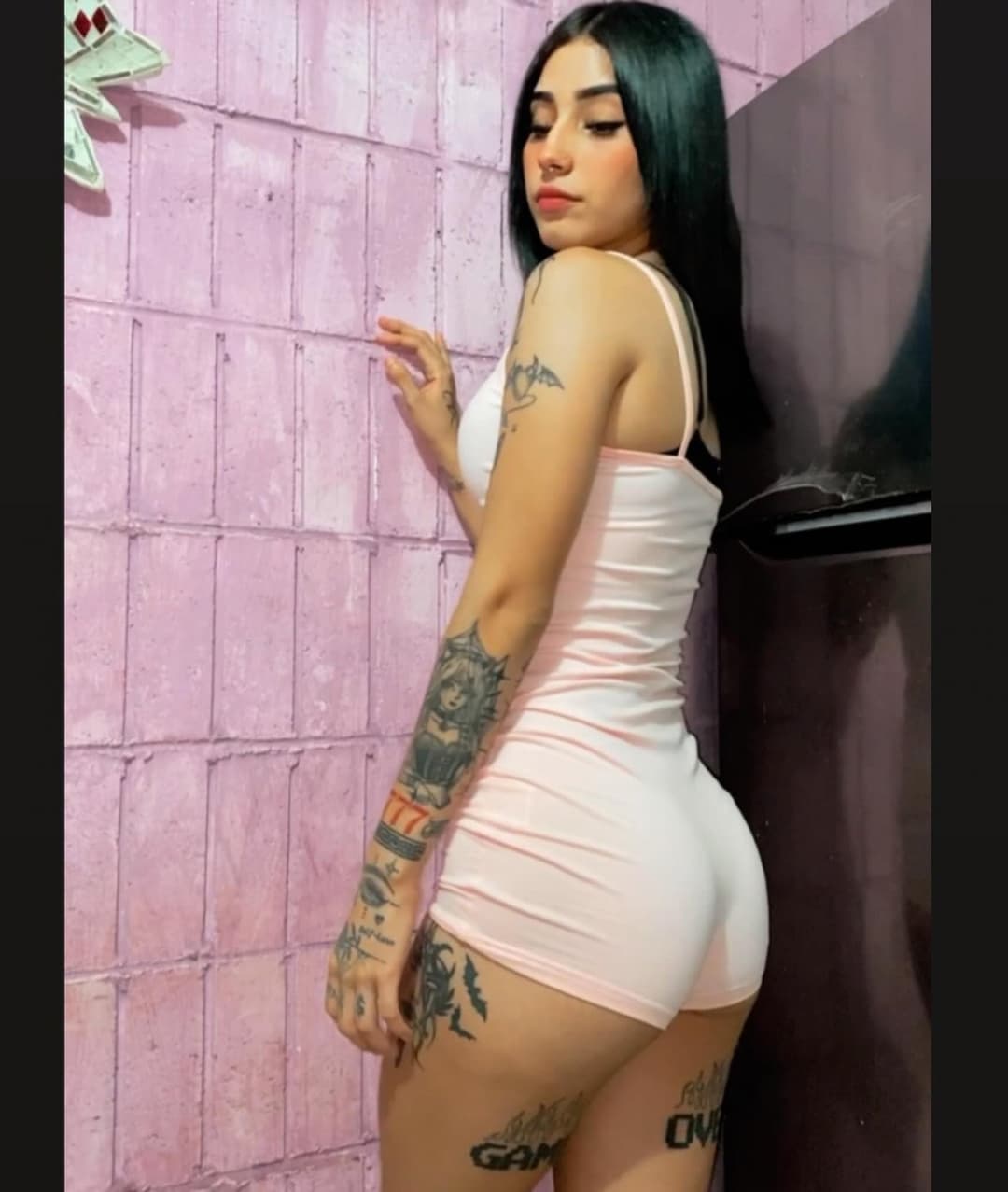 Flaquita tatuada
