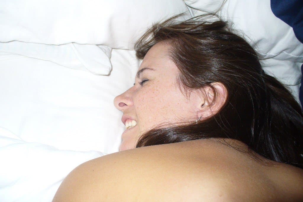 Raven haired slut loves anal creampies