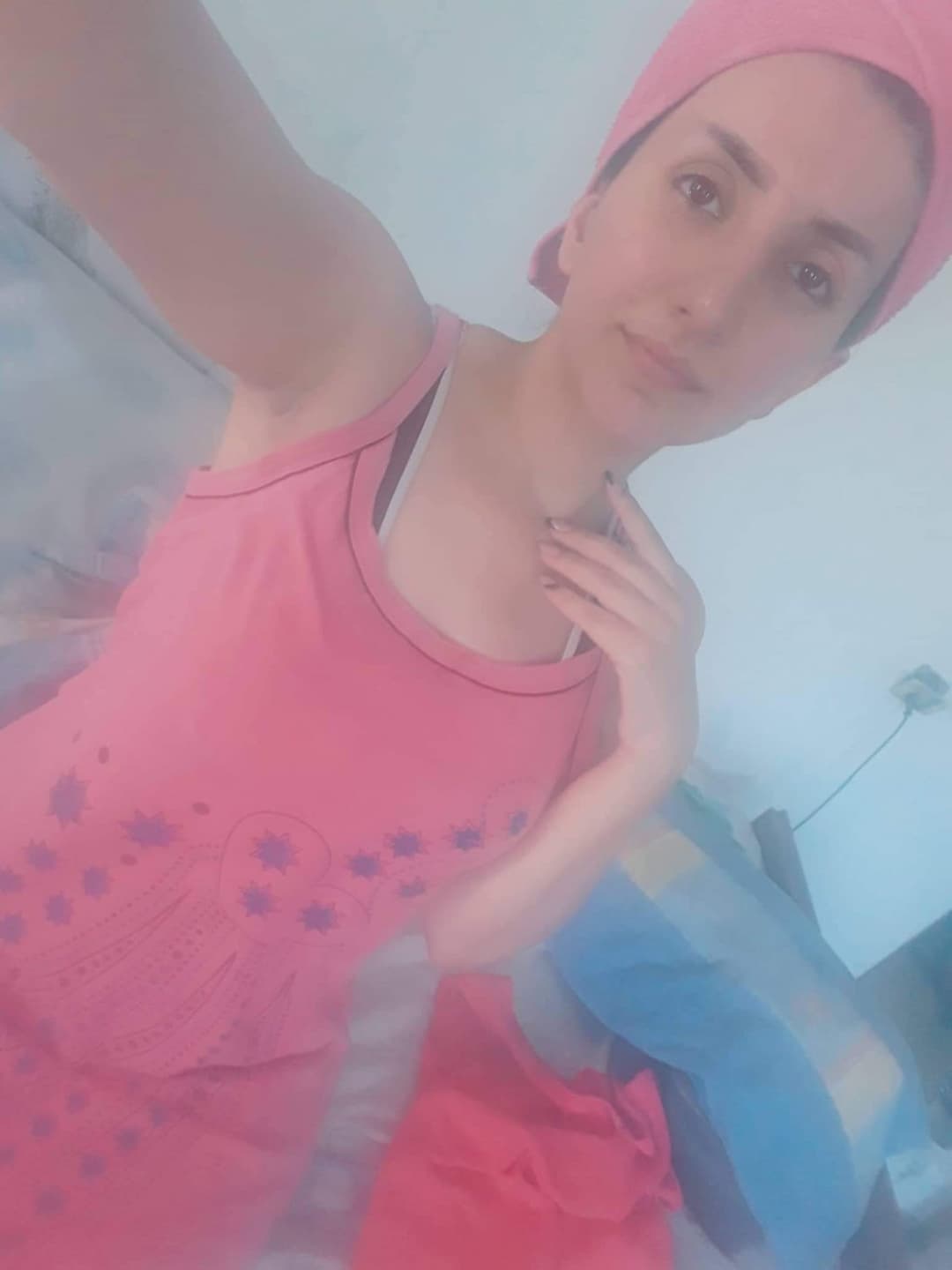 Click to view full size Arab syrian horny girl2