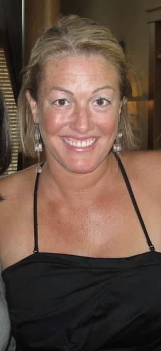 Conservative milf caught naked in public on camera