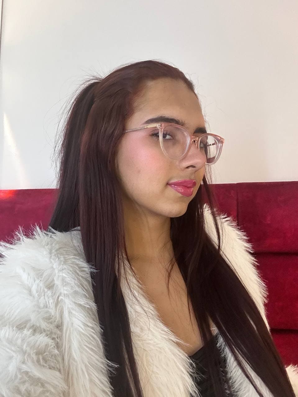 I want you to come and disorganize me and take everything away 
http://es.stripchat.com/sara_saenz99