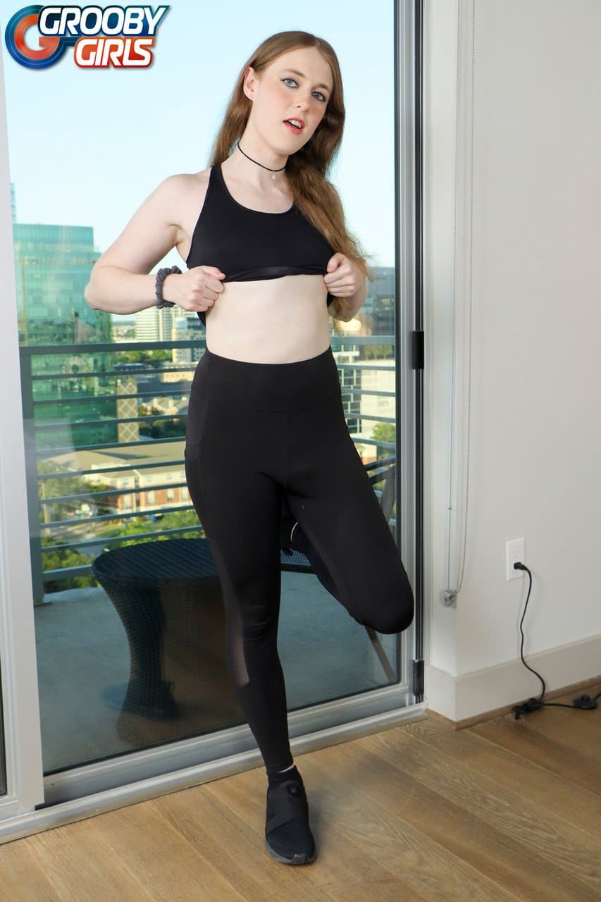 I need to kiss every inch of her beautiful pale skin and suck her cute pink cock until she cums