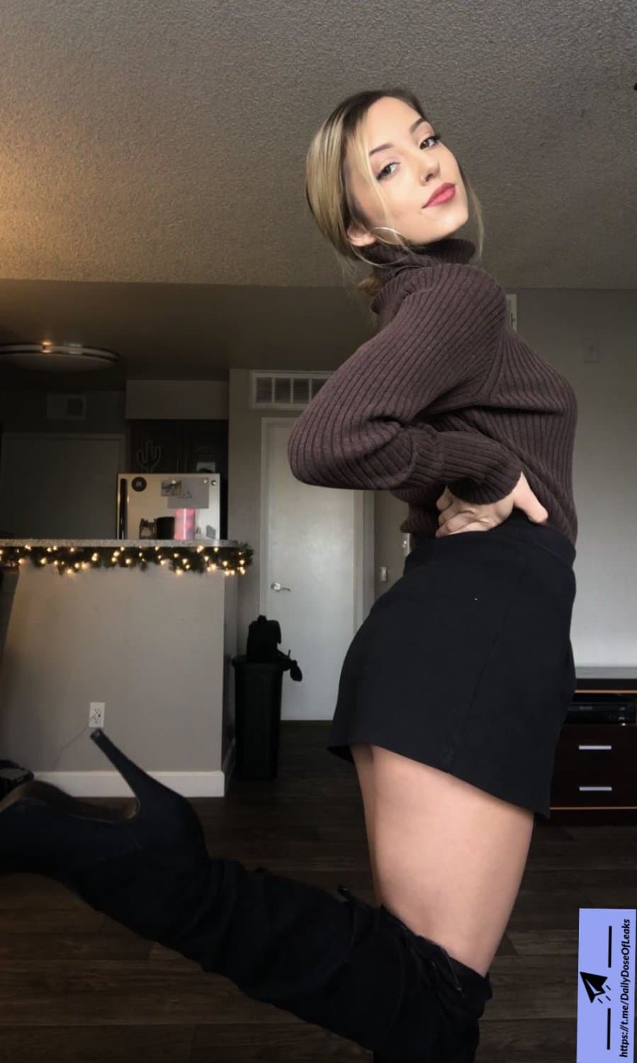 Cute teen loves her boyfriends dick