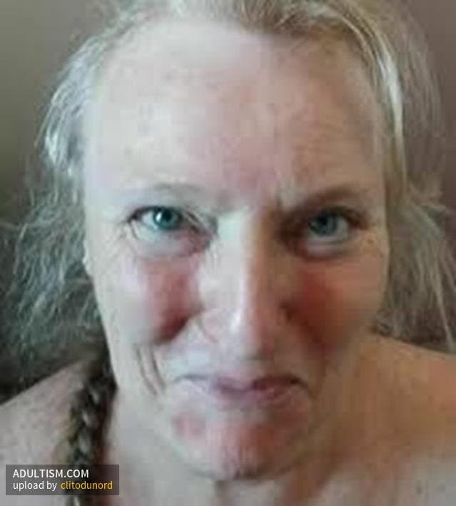 clitodunord branle sa chatte