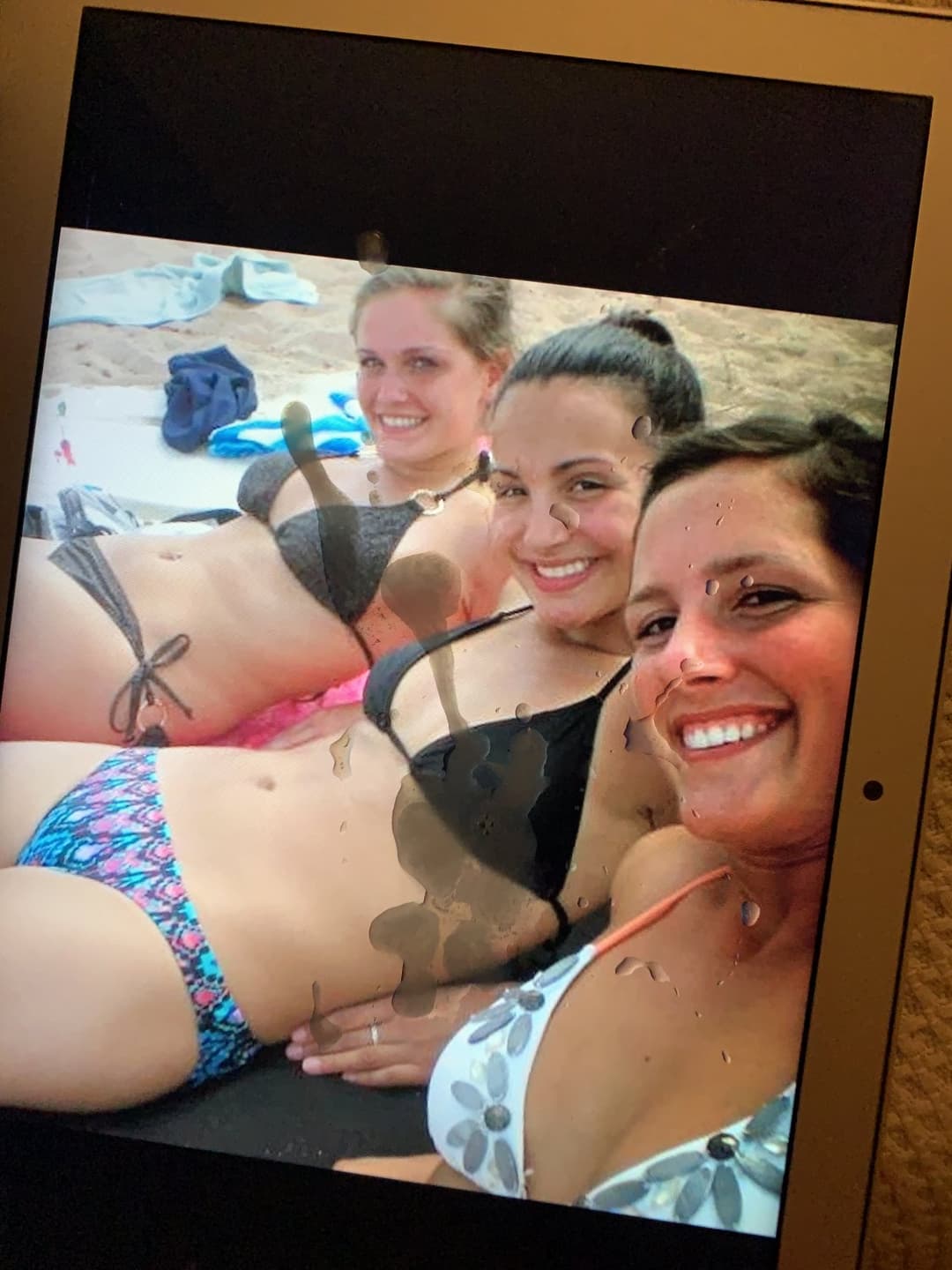 Cocking and Cumming Bikini Girls!