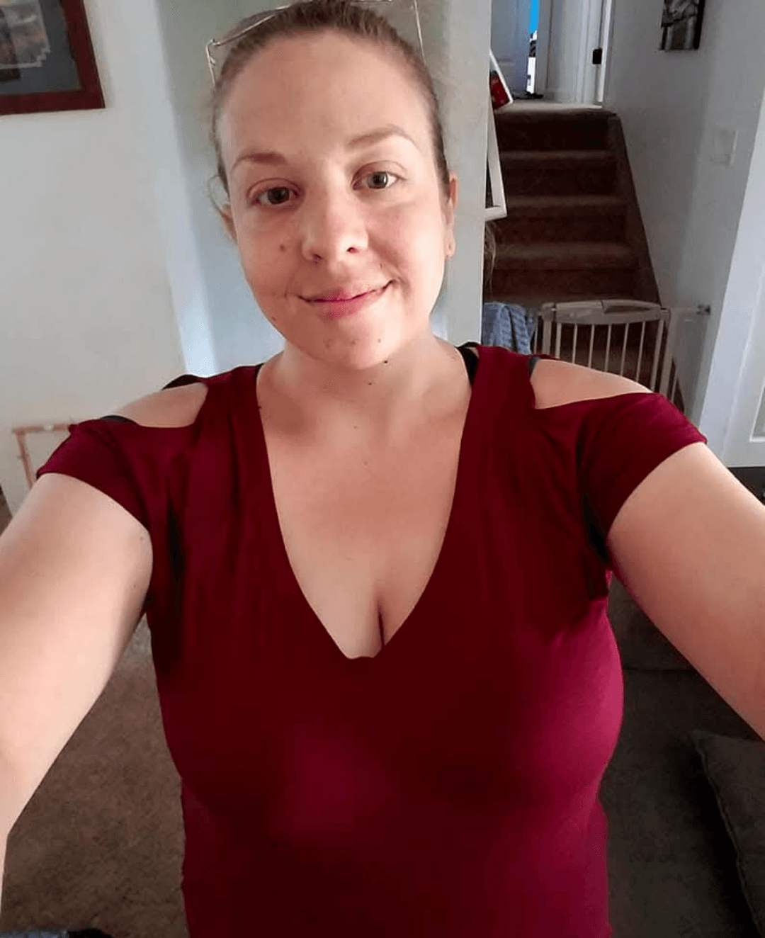 Jennifer pretty face Big Boobs Nice legs in jeans