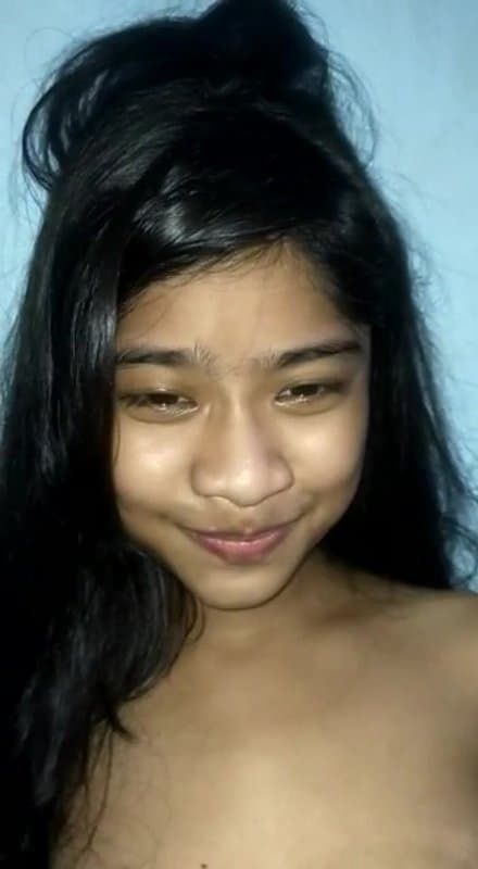 Смотрите онлайн Cute desi Assamese lover romance and fucking in both hole part 1 на ZenVideo_720p - 2025-10-12T211930.145