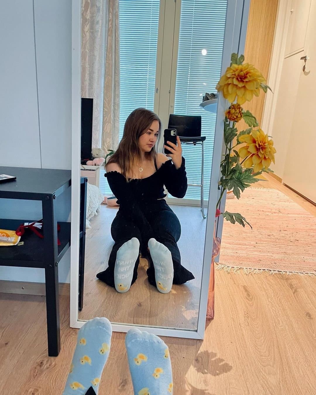 Cute Socks Slut Teen on Twitter: @SarahQueni