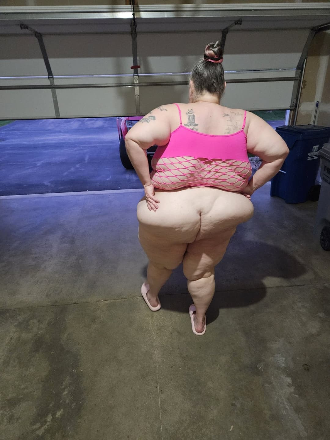 Nasty Public Fat Bitch Aprill Thompson is addicted to BBC