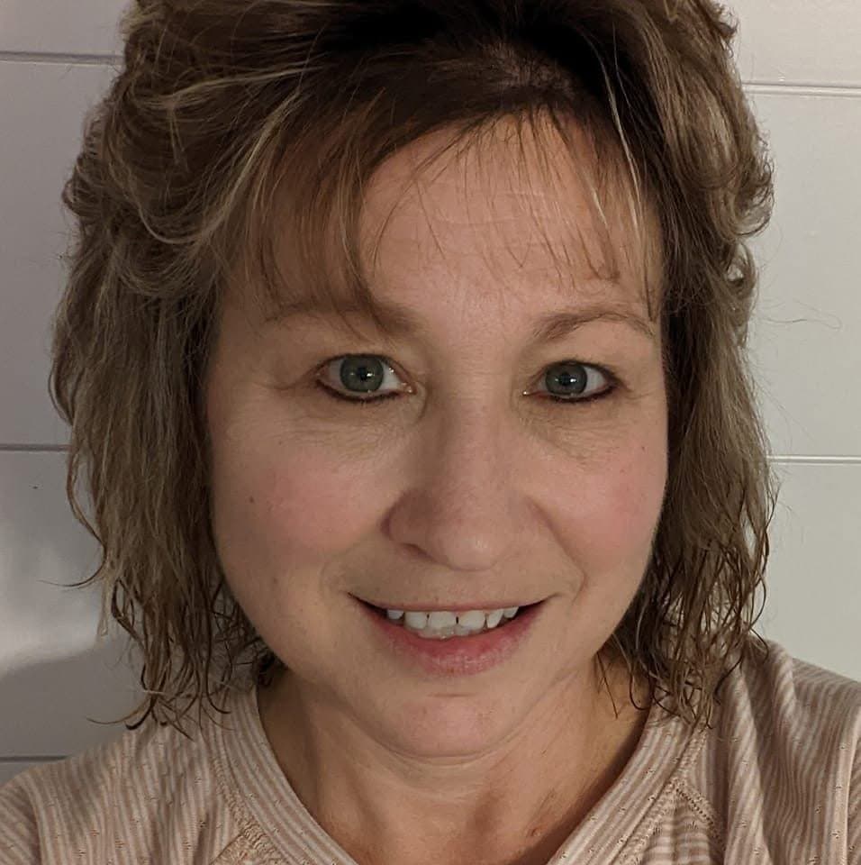 Mom & Daughter Duo - They fight over cock