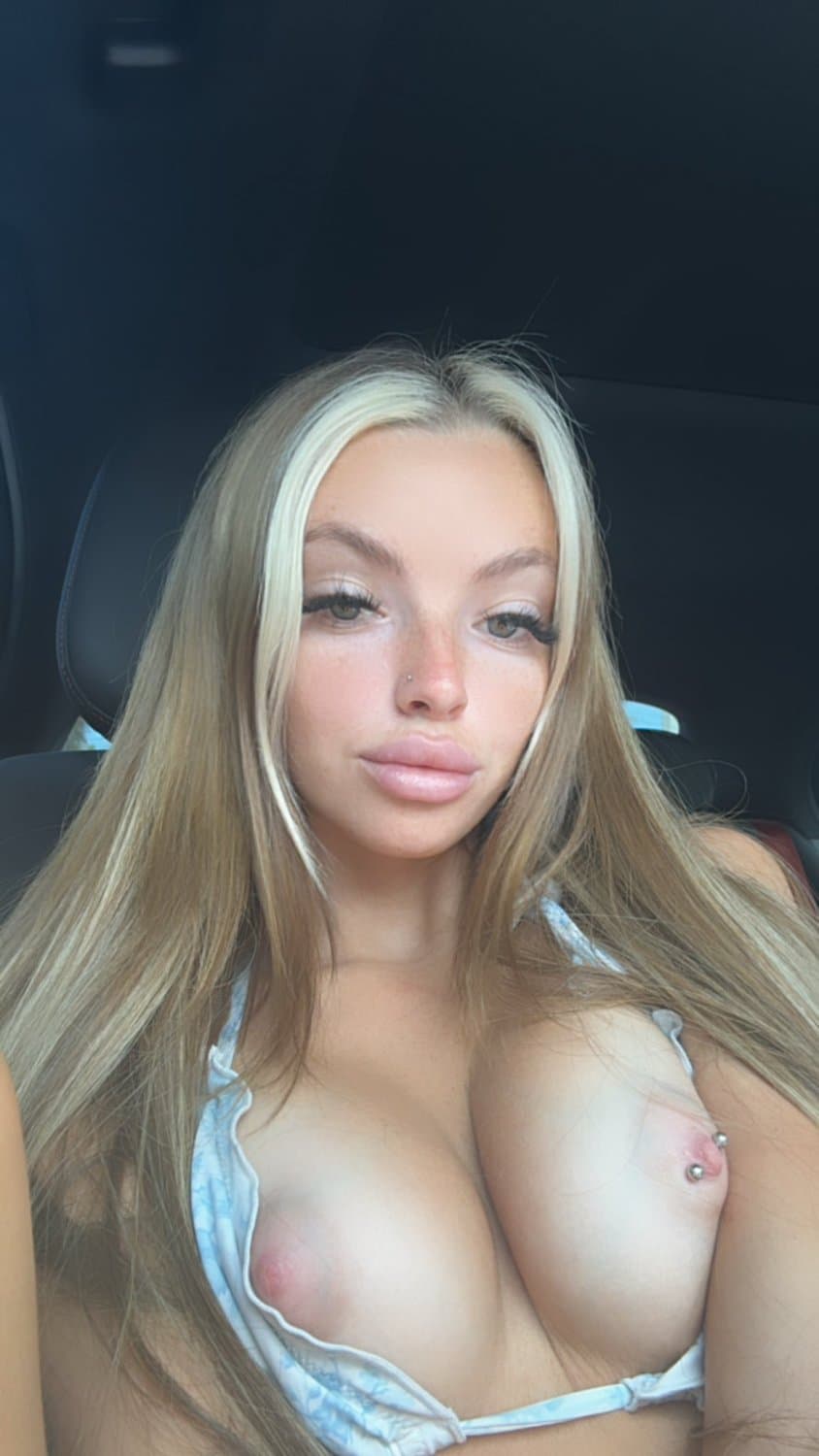 Highschool drop out make an OF account