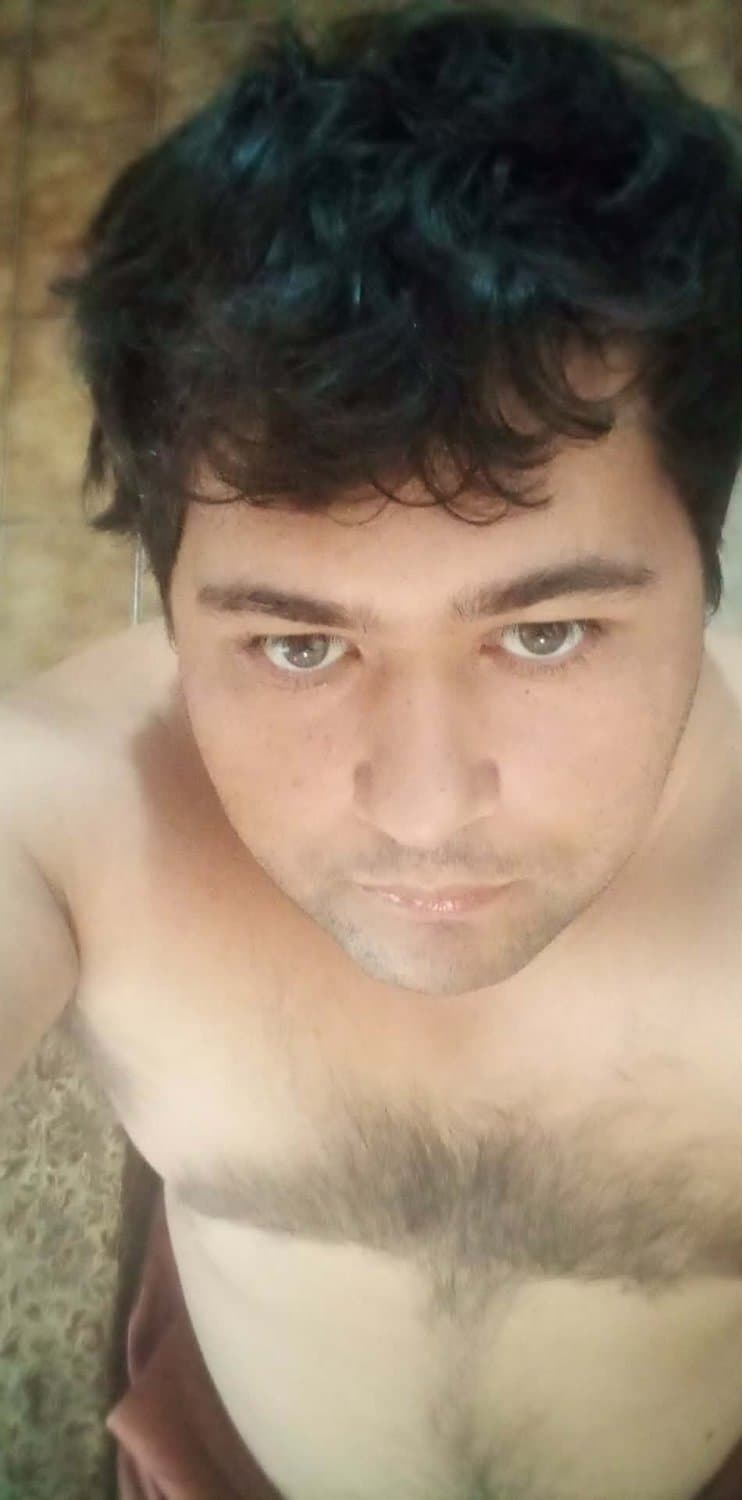 me llamo yoni, joven, 29 años, busco sexo con mujeres de toda edad, wilde, buenos aires, argentina