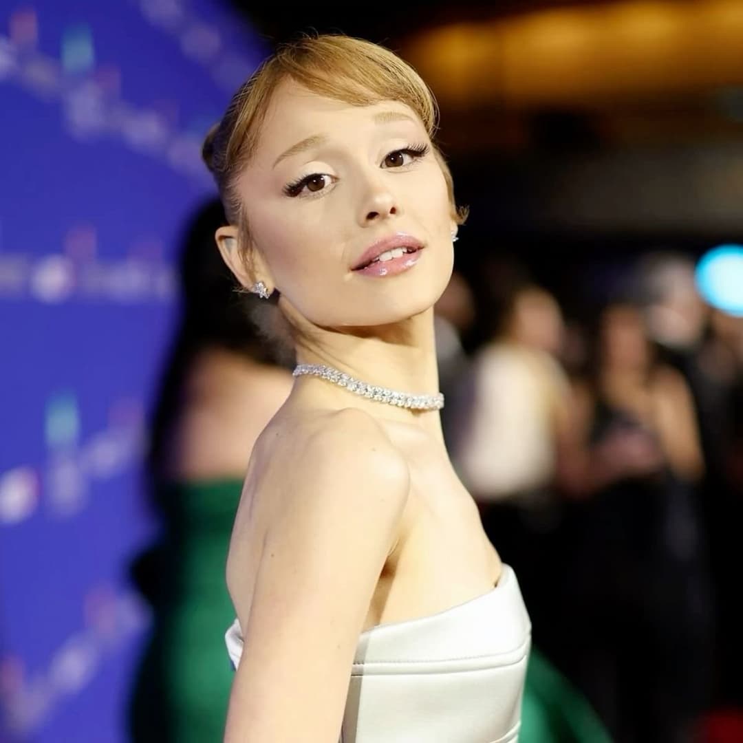 Ariana Grande 2025 face porn ?