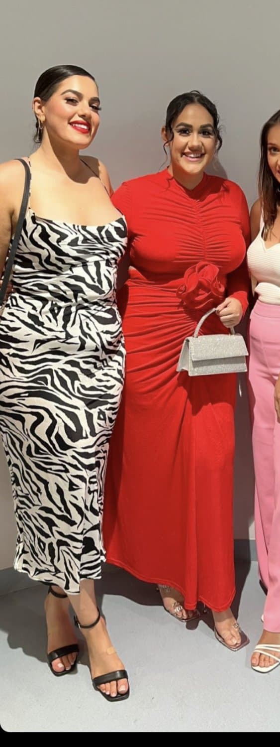 Aussie bbw Jamilla is so thick, begging for cum on her big fake tits. Kik fitfunseeker with edits