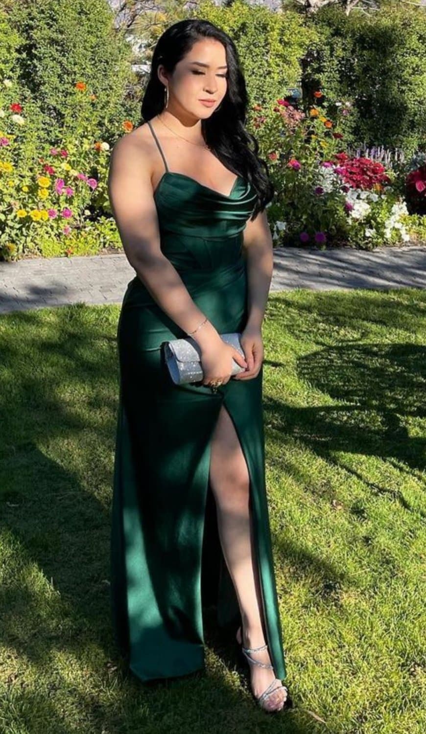 Click to view full size IG: Soy_Isisbm beautiful latina with perky tits and sexy feet