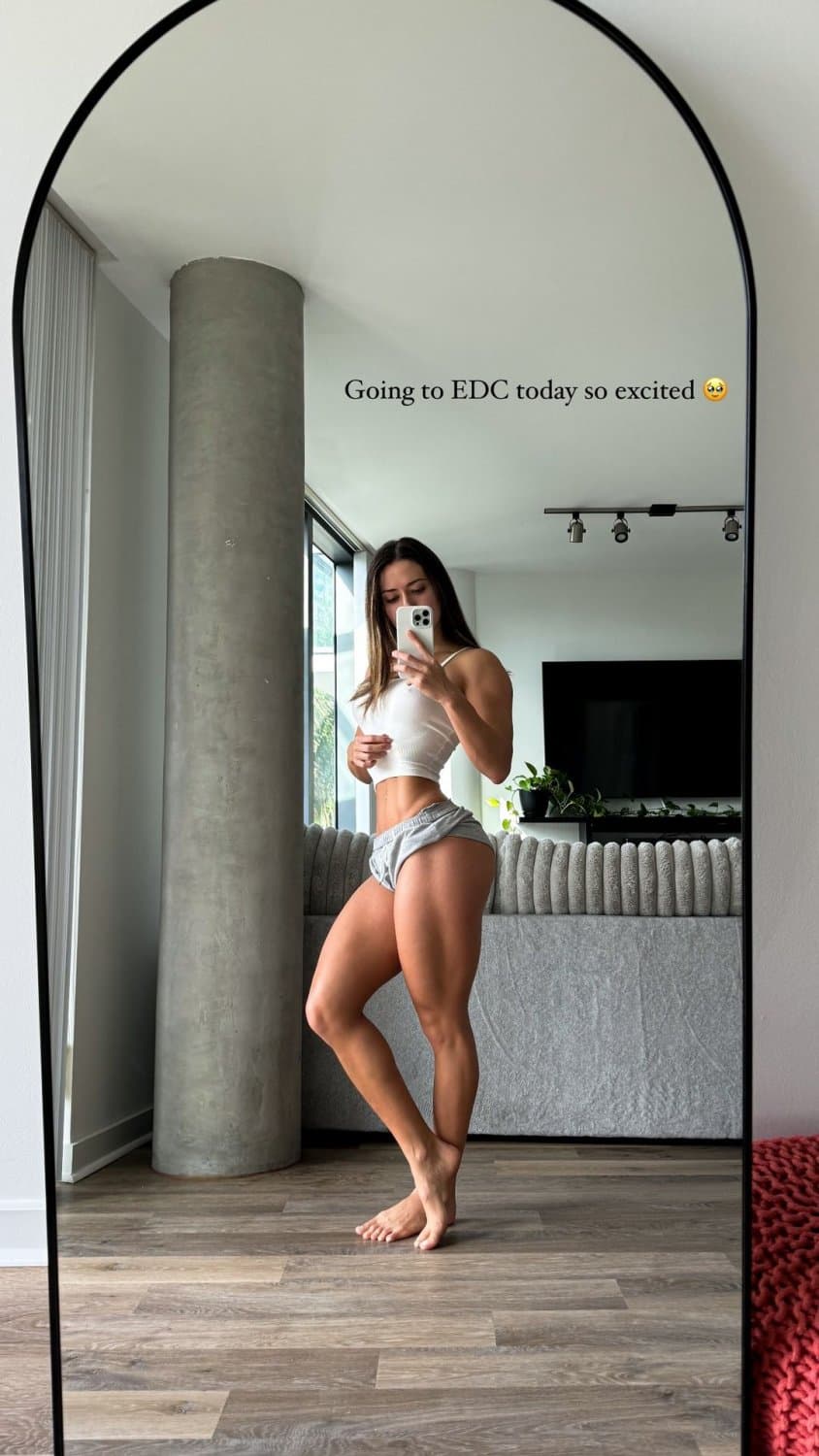 Carla, Carla Leclercq, Carla000, Fitness, Bikini, Muscle Mommy, Legs, Quads, 2