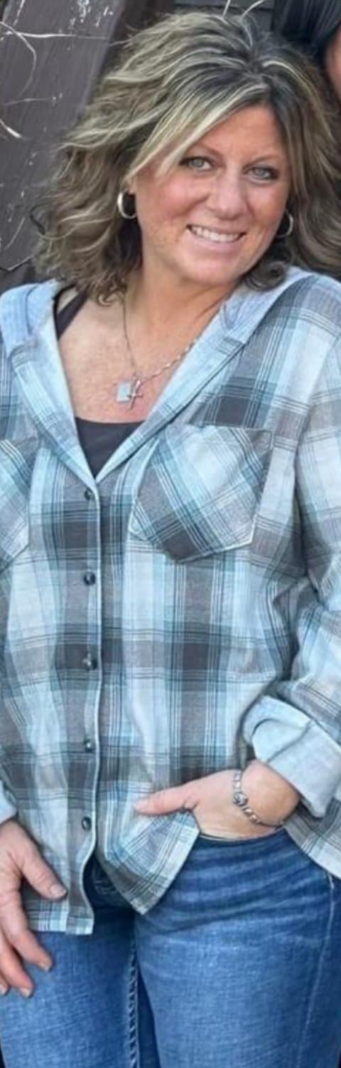 Click to view full size Sexy Mature Blonde Freckled Milf