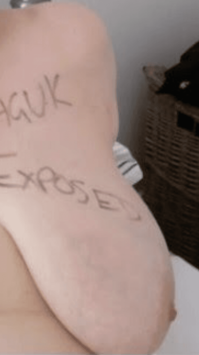 This fat British GILF whore is totally fuckable. Glorious GILF ?