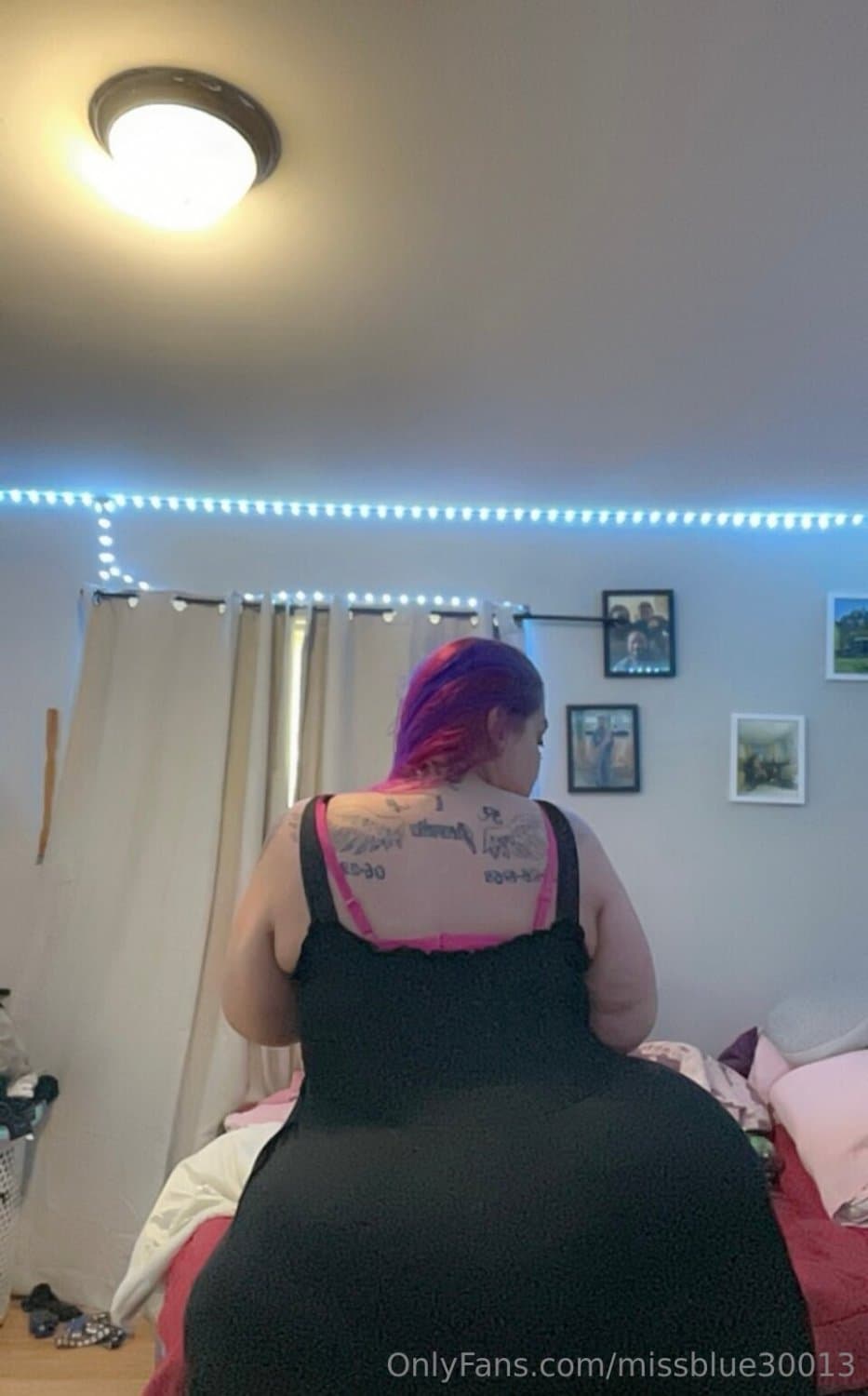 Mami Got A Colossal BoOtY!!!