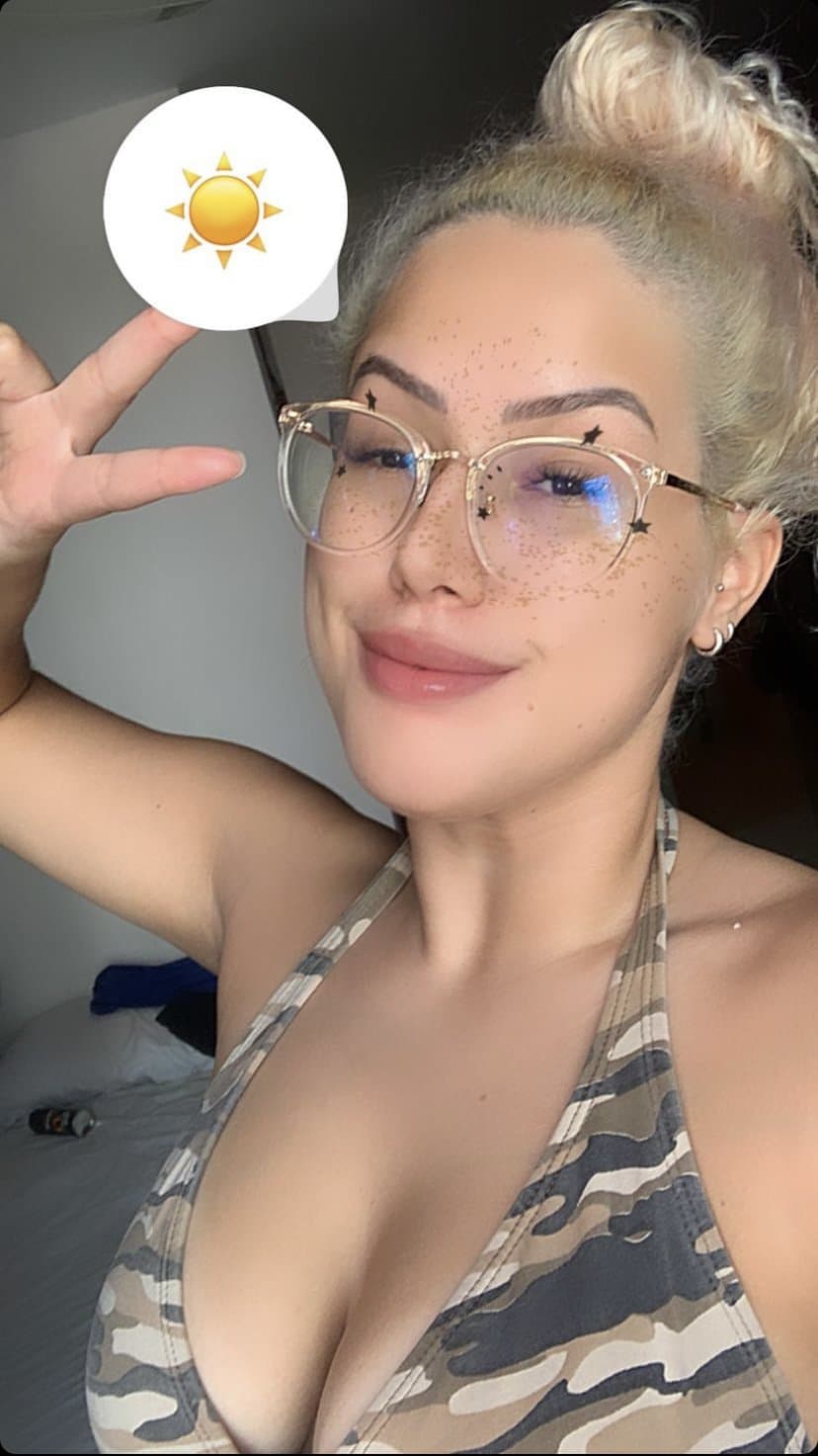 Minha namorada gostosa peituda da praia