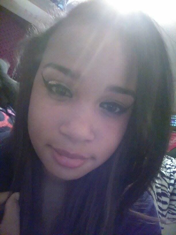 Ebony Girlfriend Fucks her Leaked Webslut Pussy Deep with Dildo and Makes Herself Cream and Squirt