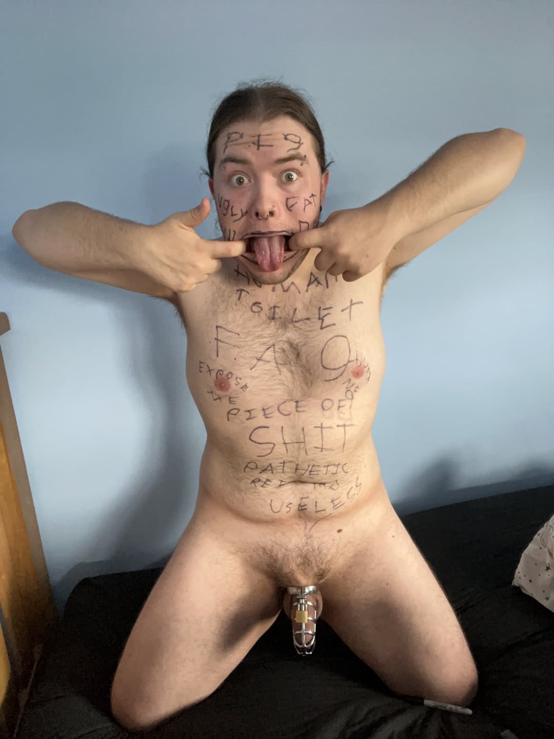 Faggot Joseph Body Writing Poppers Dildo and Piss saga