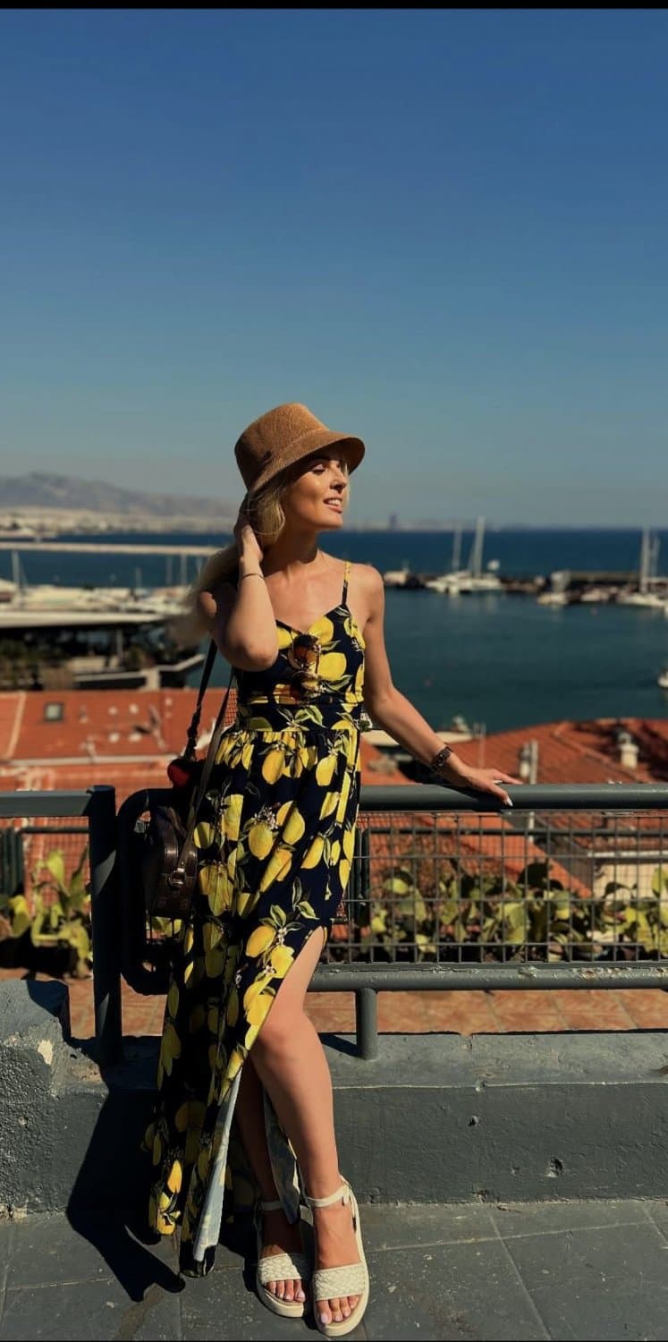 My english teacher feet