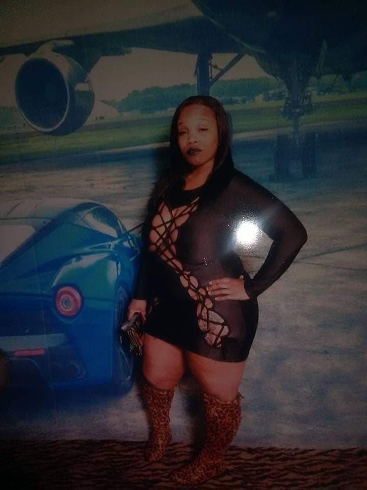 Freaky Bi Bbw Auntie (She need to start a only fans) I would not pull out 19