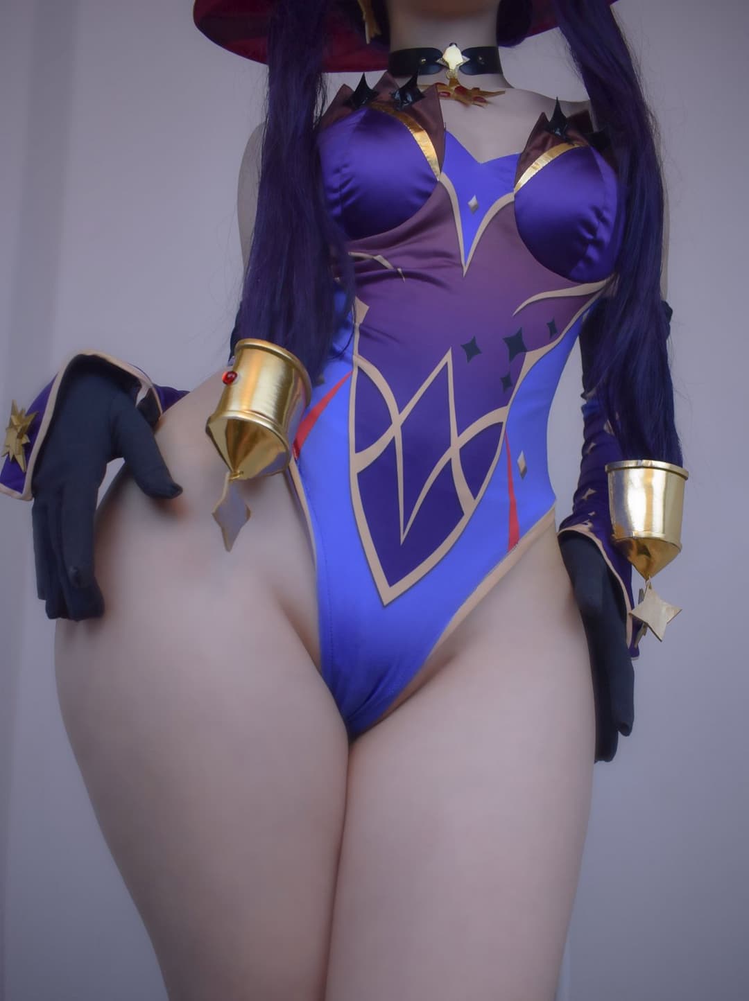 Mommy Anna.- Mona Megistus