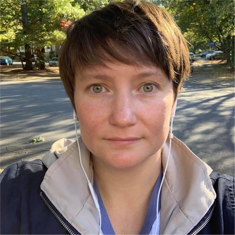 Nice to see plain Jane ladies like Monique here happy to show off their everything at mardi gras