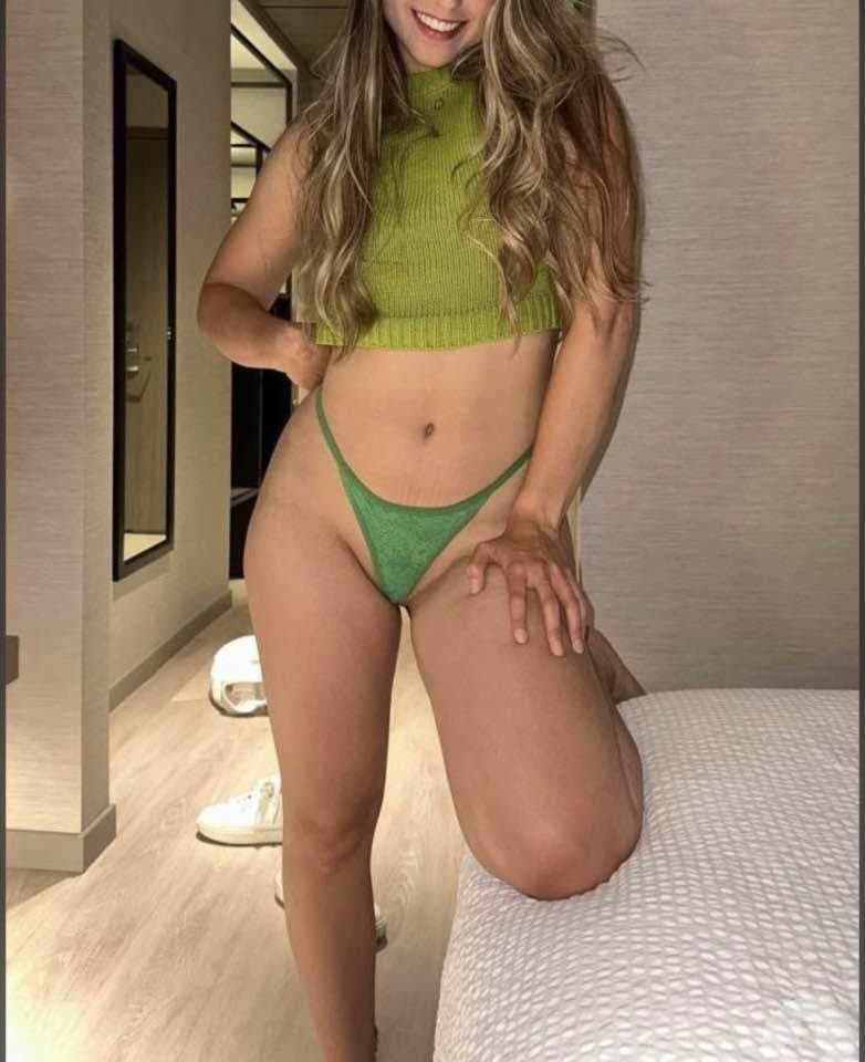 23yo sorority slut gf Abigail