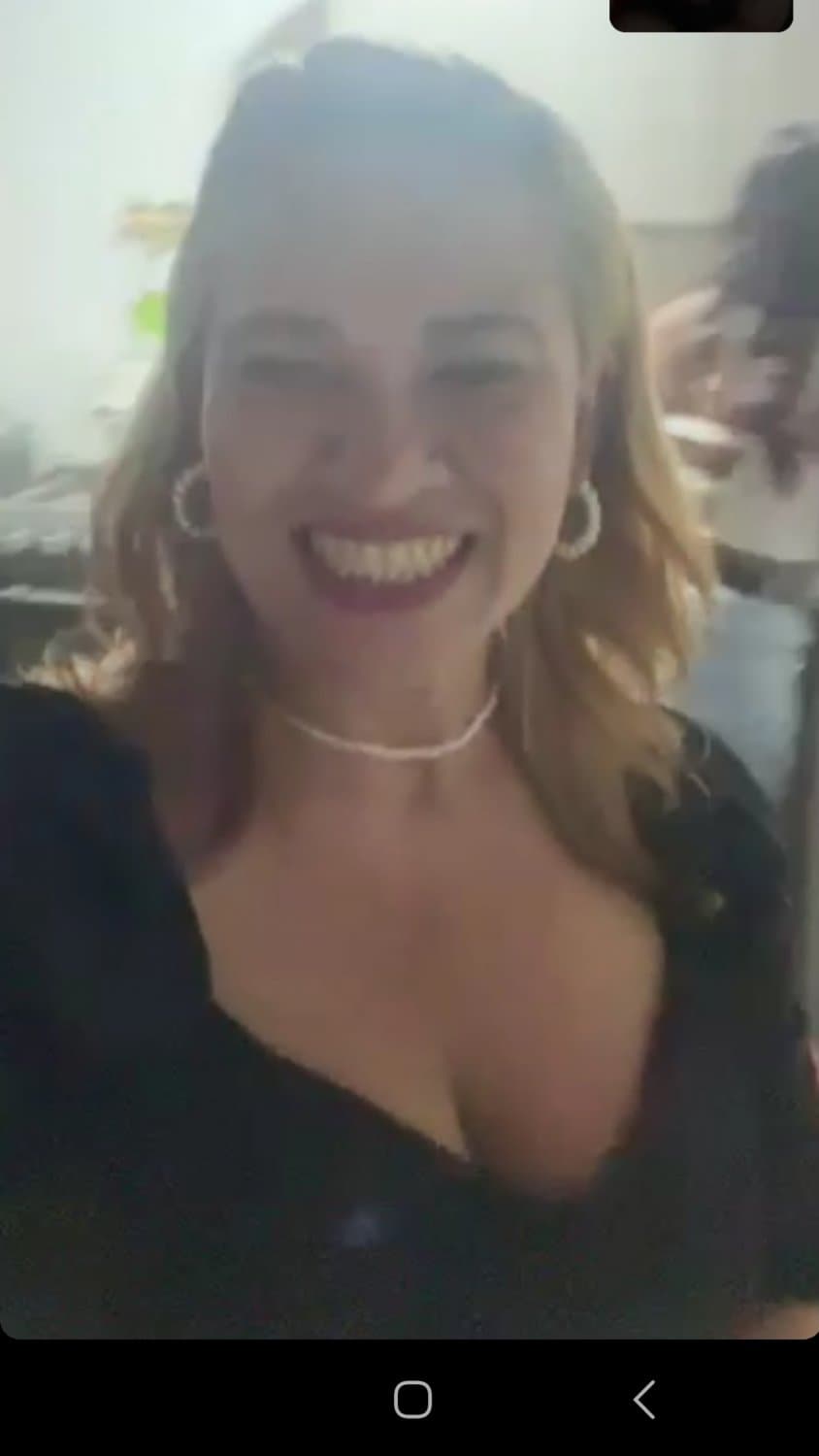 46-year-old Colombian m*** loves to f*** no condoms are needed you can come in all holes and she lov