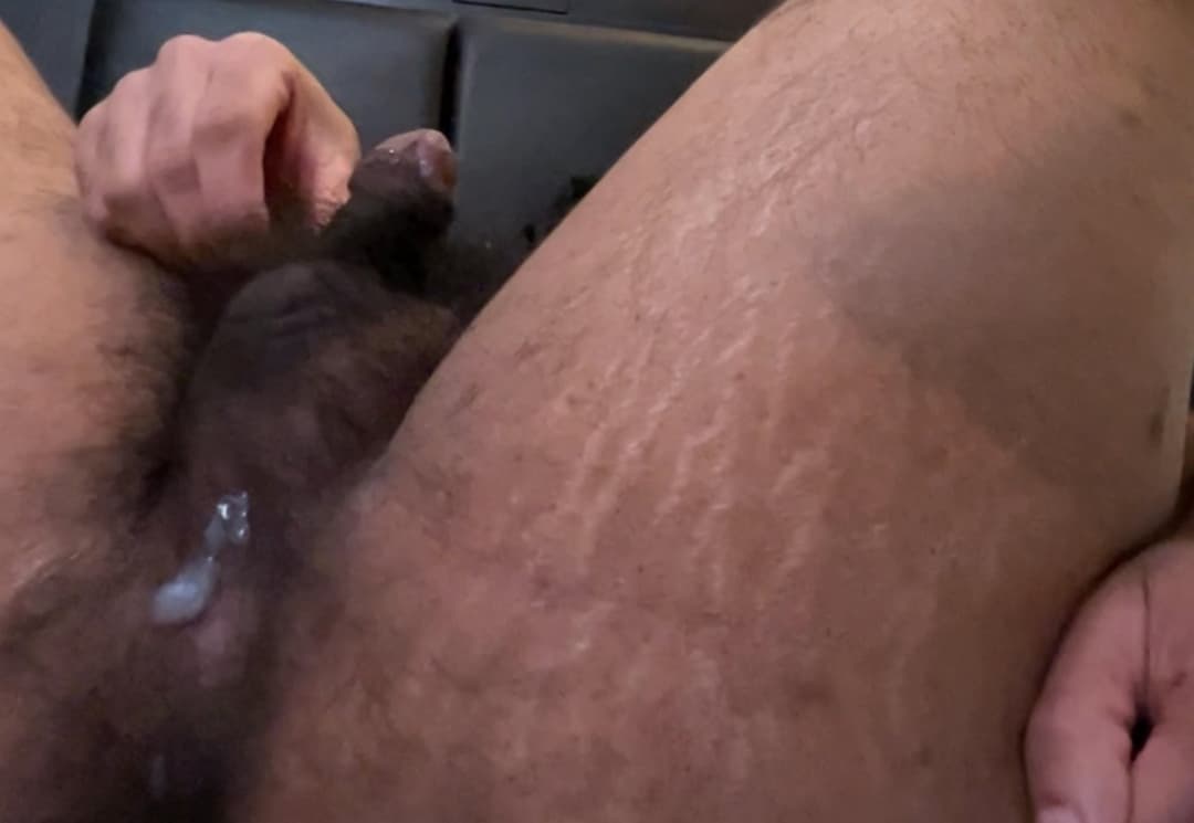 small brown clit cums after anal stimulation for Mrs T Butterfly