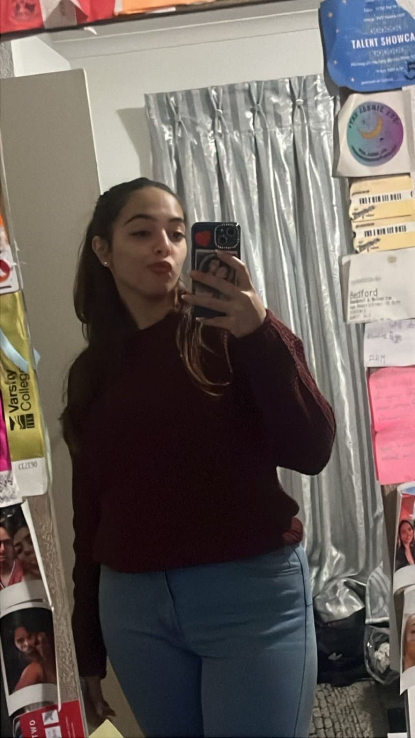 Michaella 21 y/o UK Big Boobed Slut GF of a Follower