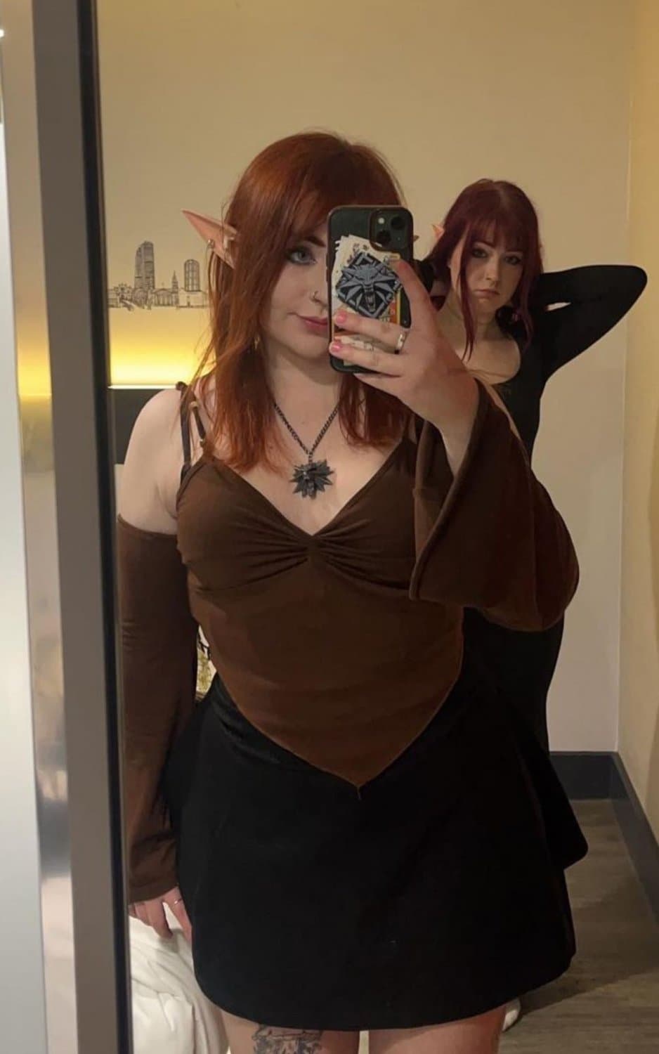 What you dirty gooners think of Lauren? Id love to unload allmover her gooner face with another bud