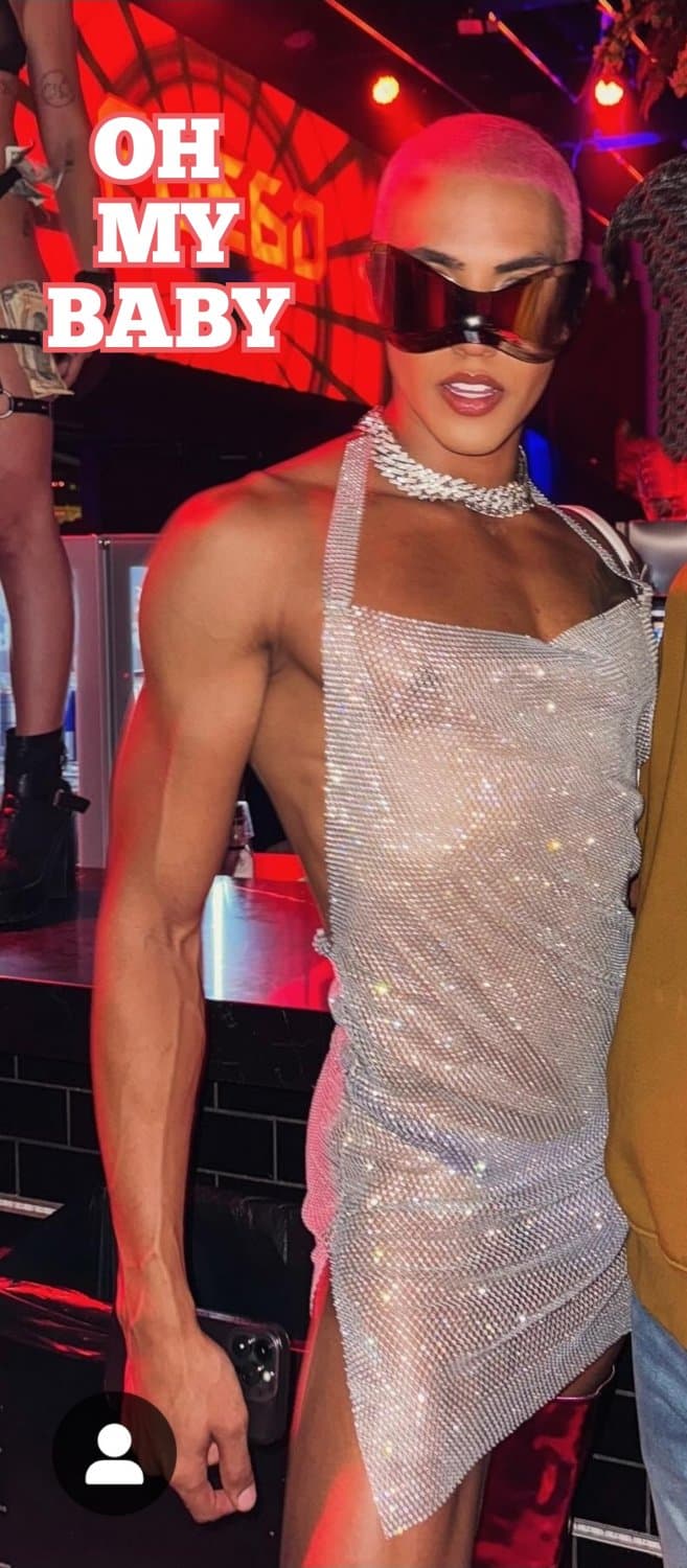 ALEXANDER JACKSON ?? TURNS ME THE FUCK ON ?????