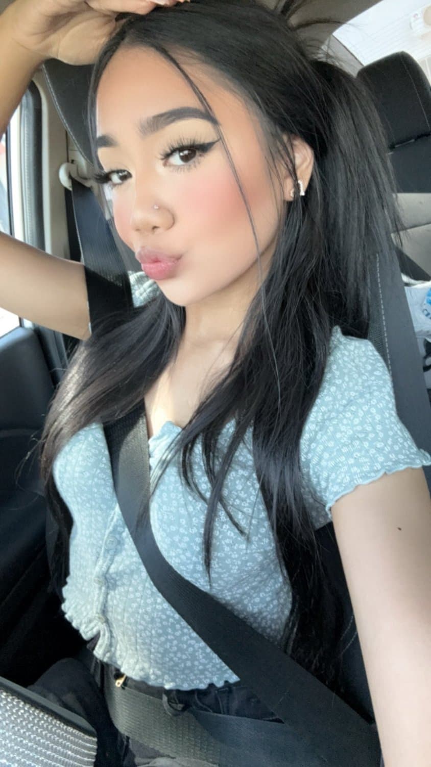 Click to view full size Sexy petite ABG teen Cece