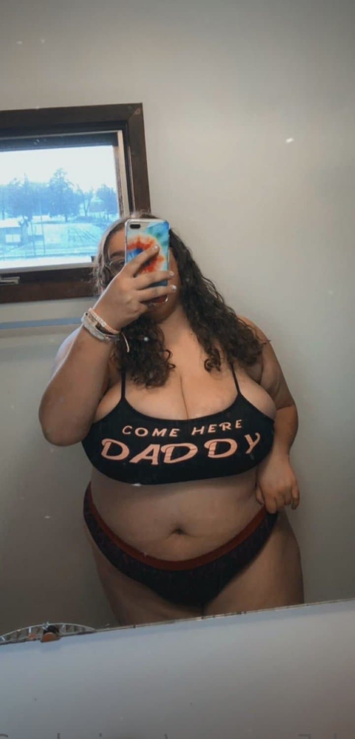 this fat piggy with a leaking cunt wants to become a famous webslut. make her famous