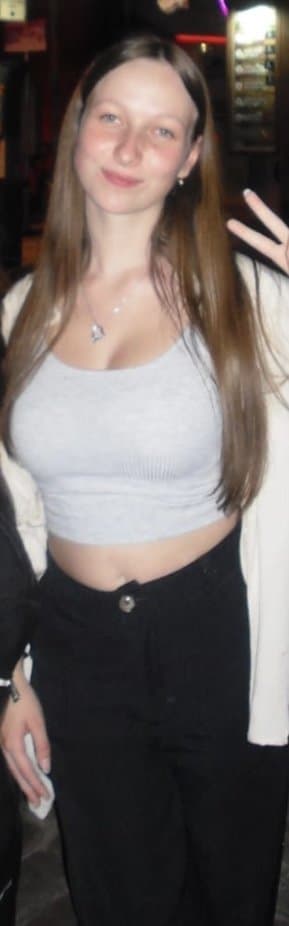 German Onlyfans newcomer Teen! Nudes! She just started comment and dm for her content!!