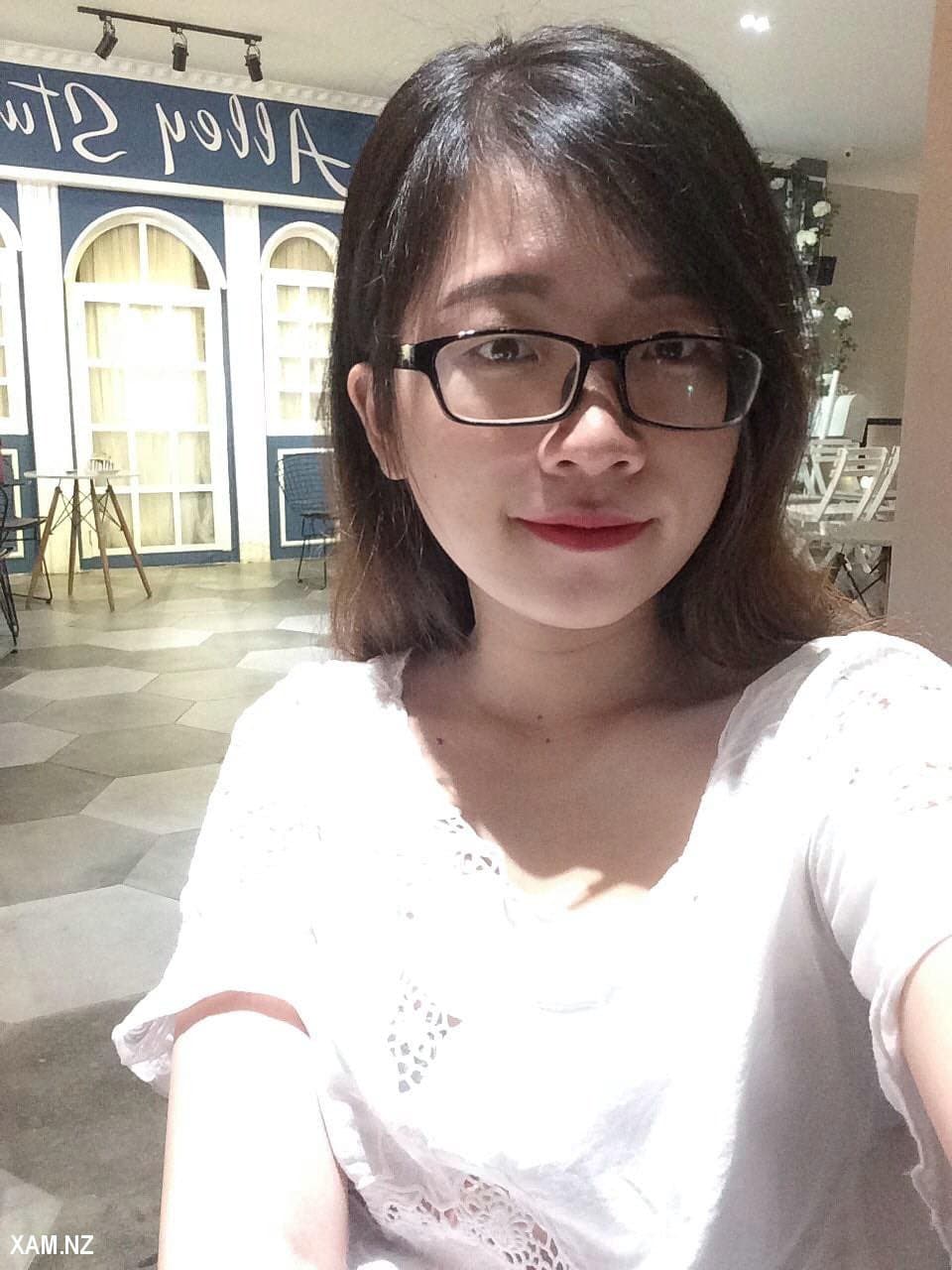 Ảnh sex Thảo Nguyễn (Cục Bông) Nguyên Phương Thảo