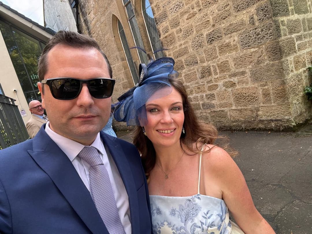 REPOST HER send link Fiona Thomas works for SKY Livingston HAPPY NEW YEAR Fiona and Chris Thomas