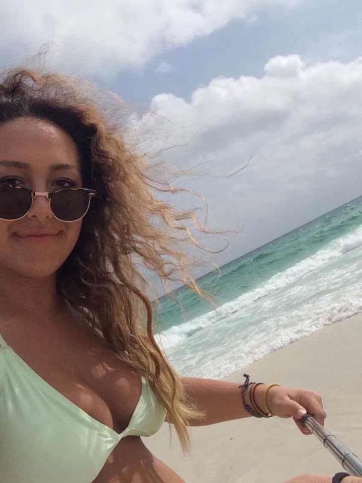 Cheating slut leaked after sending nudes to bfs friend (clair)