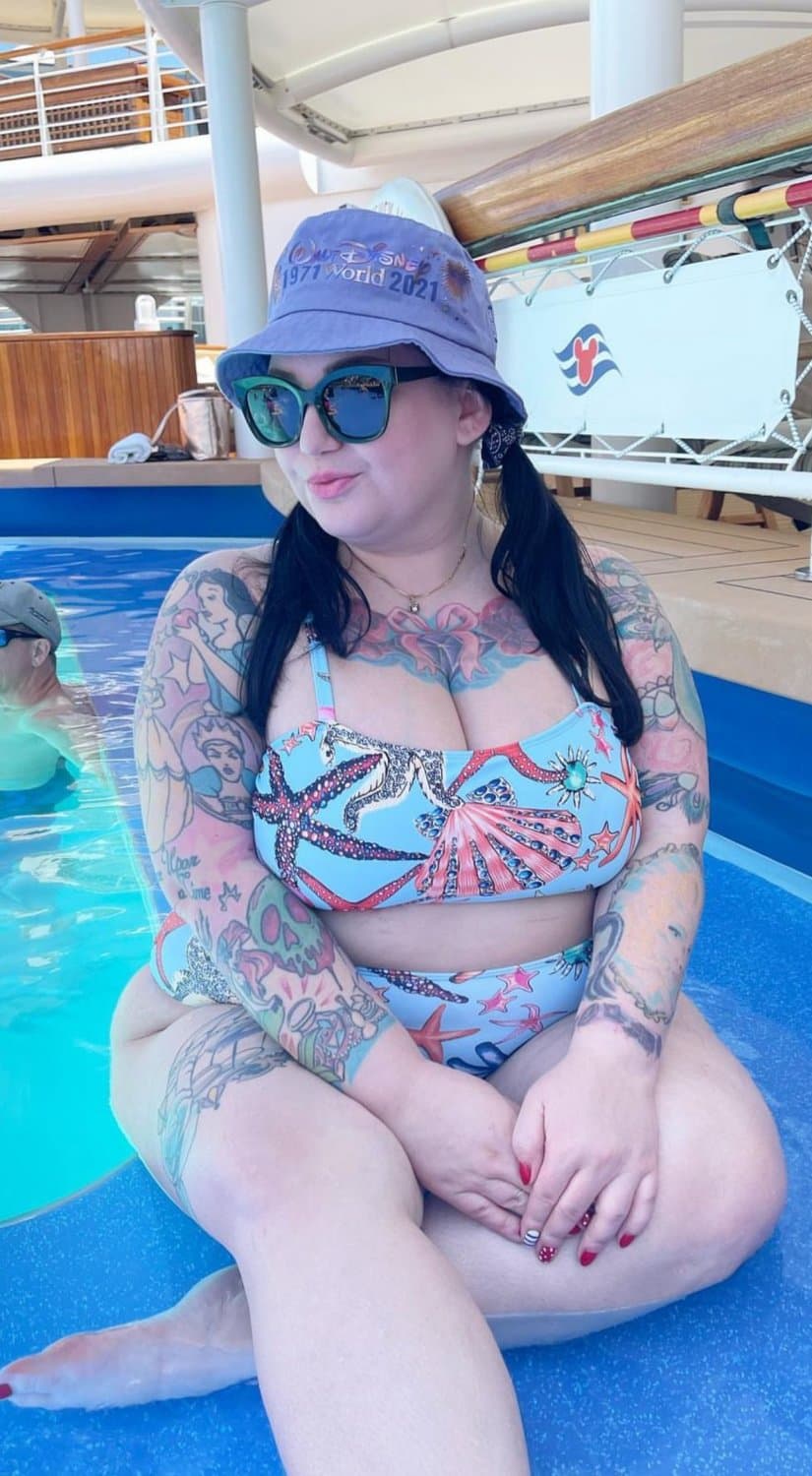 Big tits bbw goth slut Nicole fat chubby cum slut