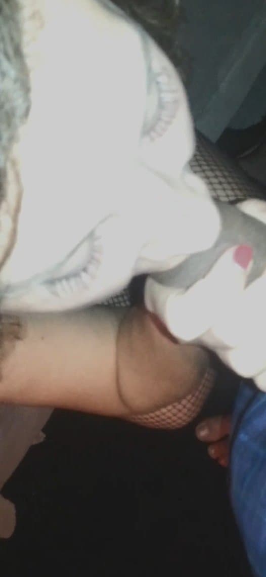 Slut wife sucking my dick amateur wife blowjob...