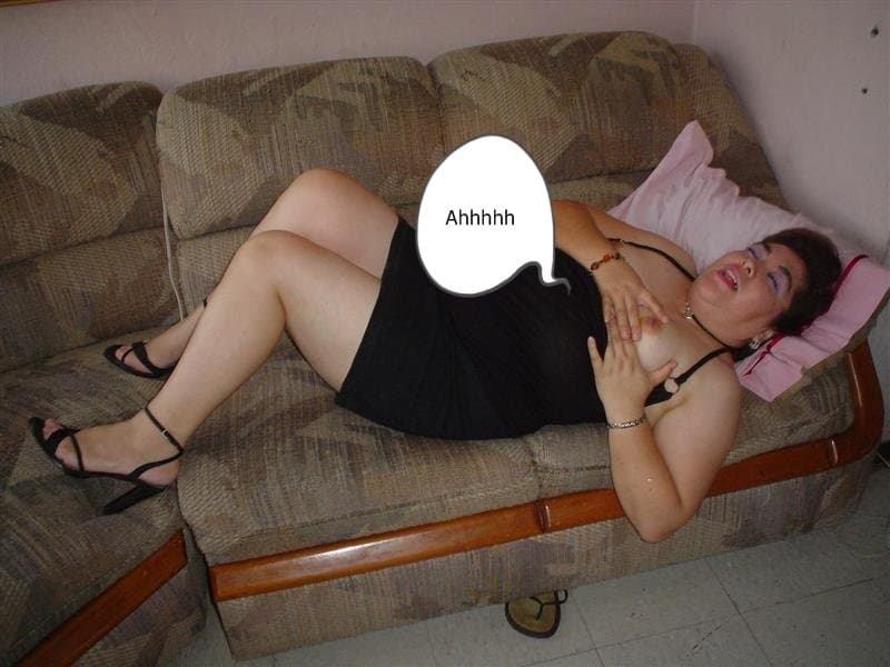 Mirna Lorena caliente amateur en real casero