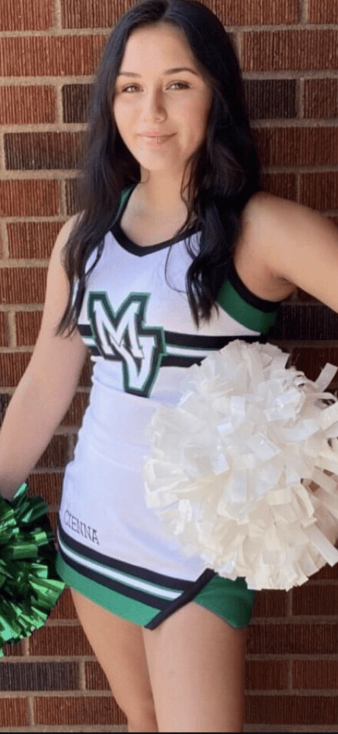 Bikini barista Harlot Caylor Caybae Cienna Navarro selling herself at coffee stand