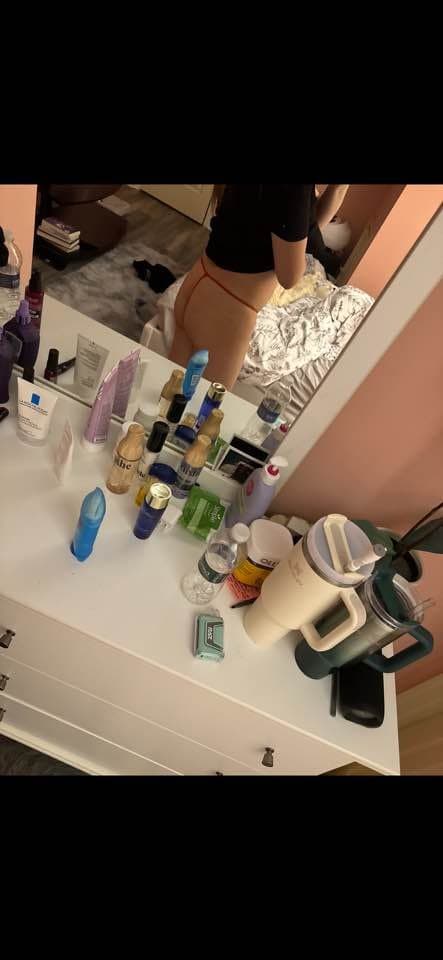 26, PA thong slut. Submitted on kik. For similar treatment kik prisonerofyou